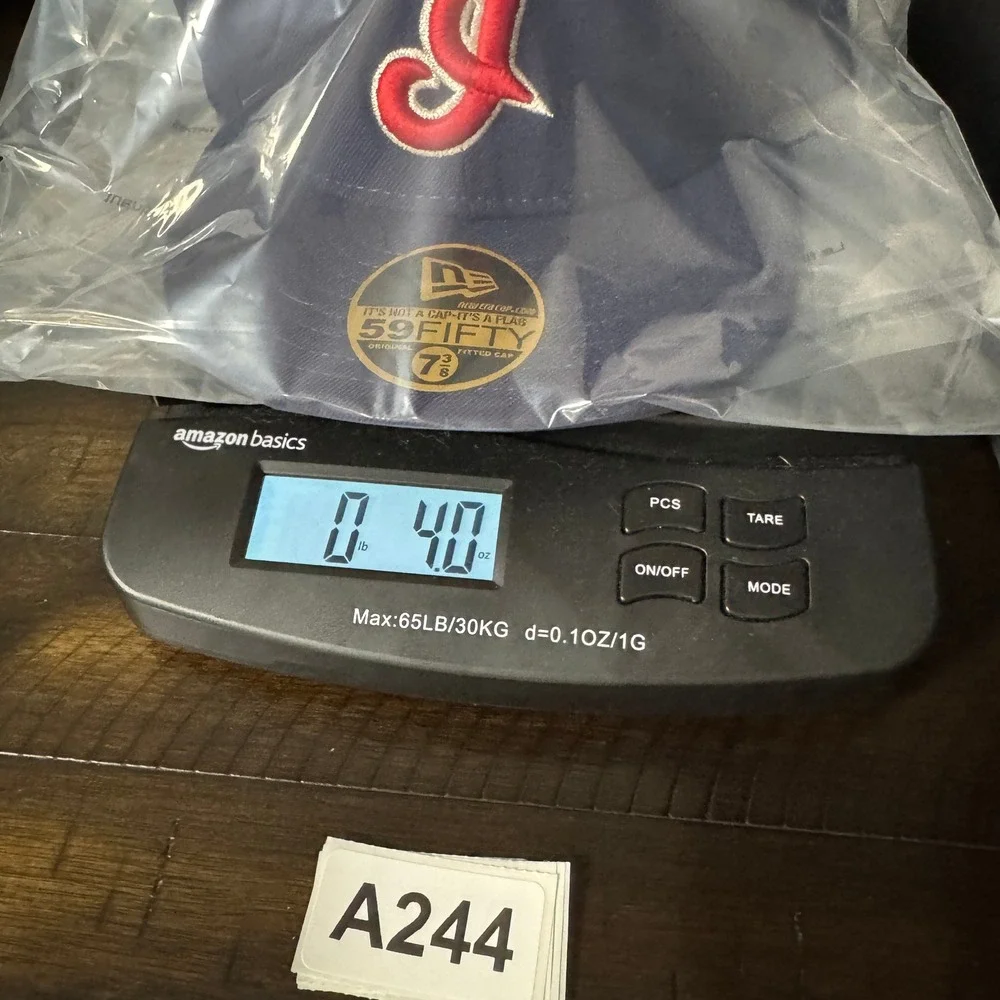 Cleveland Indians New Era 59FIFTY Fitted Hat Mens 7 3/8 Navy Blue MLB Baseball